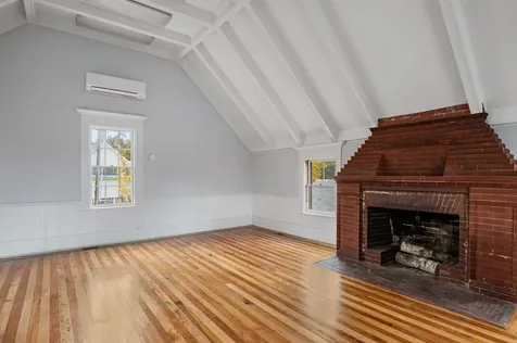 109 Pleasant Street Claremont NH 03743