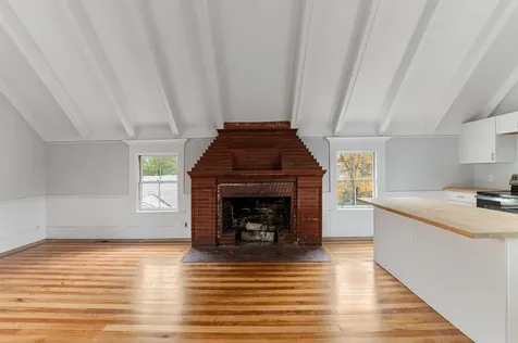 109 Pleasant Street Claremont NH 03743