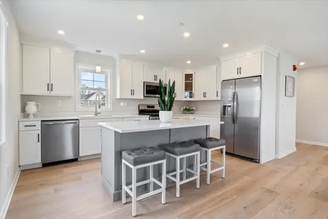 26-3 Regency Circle Kittery ME 03904