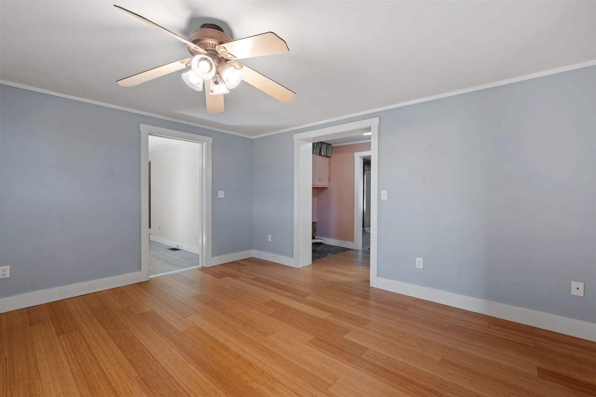 5887 Vt Route 5 S Newbury VT 05051