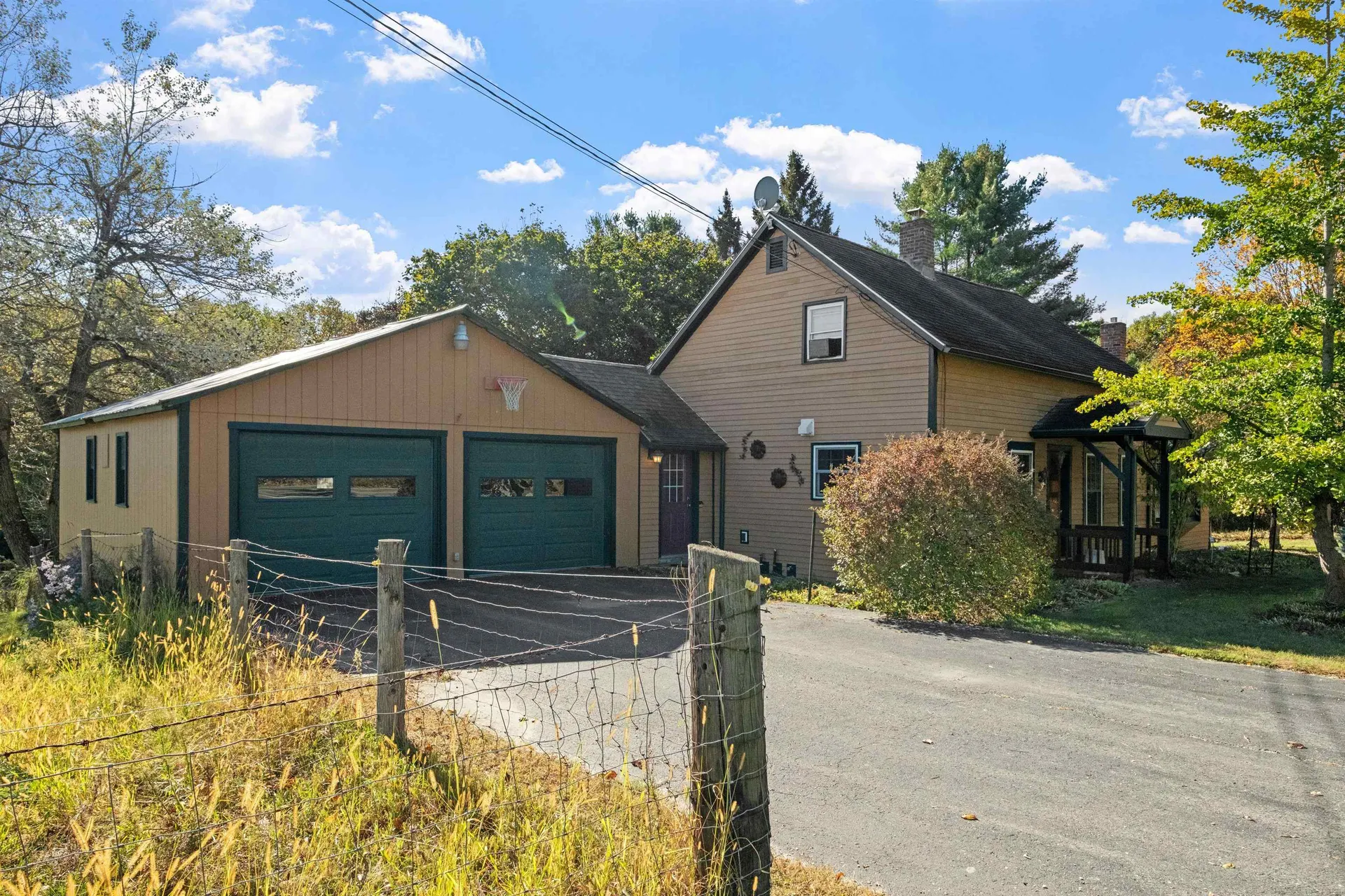 5887 Vt Route 5 S Newbury VT 05051