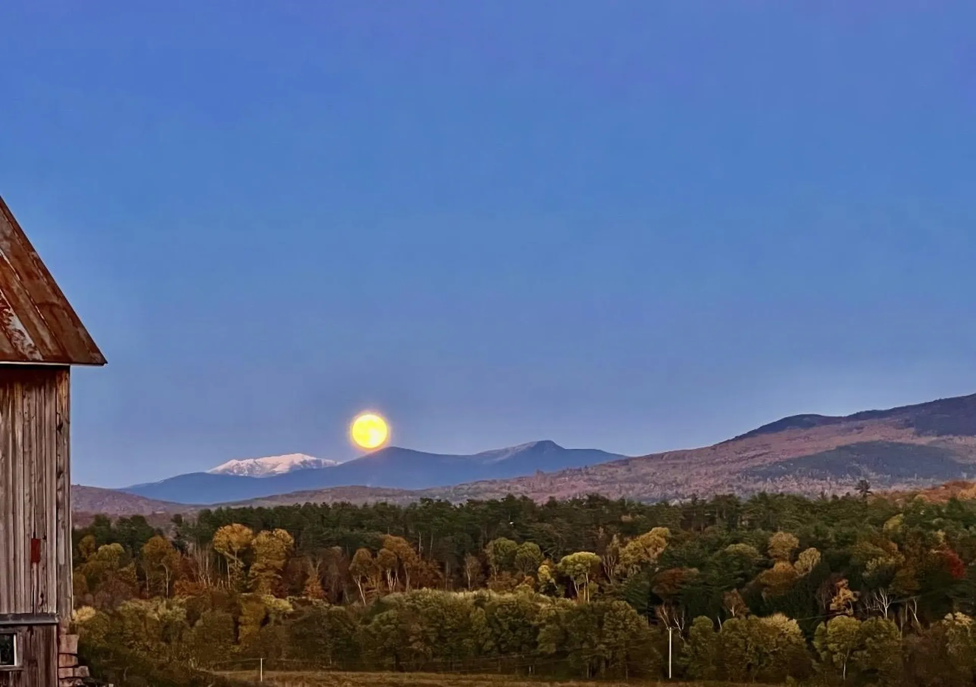 5887 Vt Route 5 S Newbury VT 05051