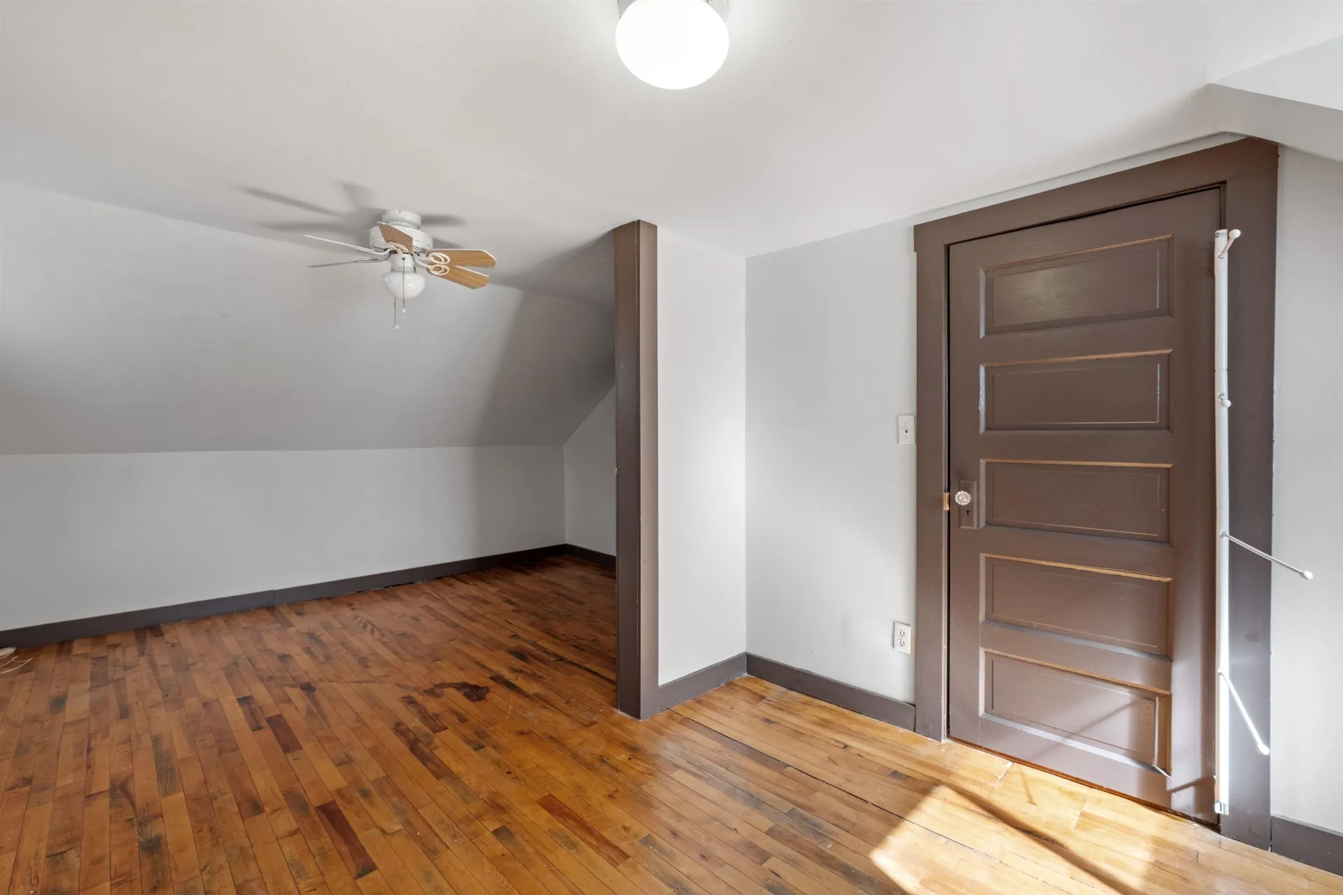 5887 Vt Route 5 S Newbury VT 05051