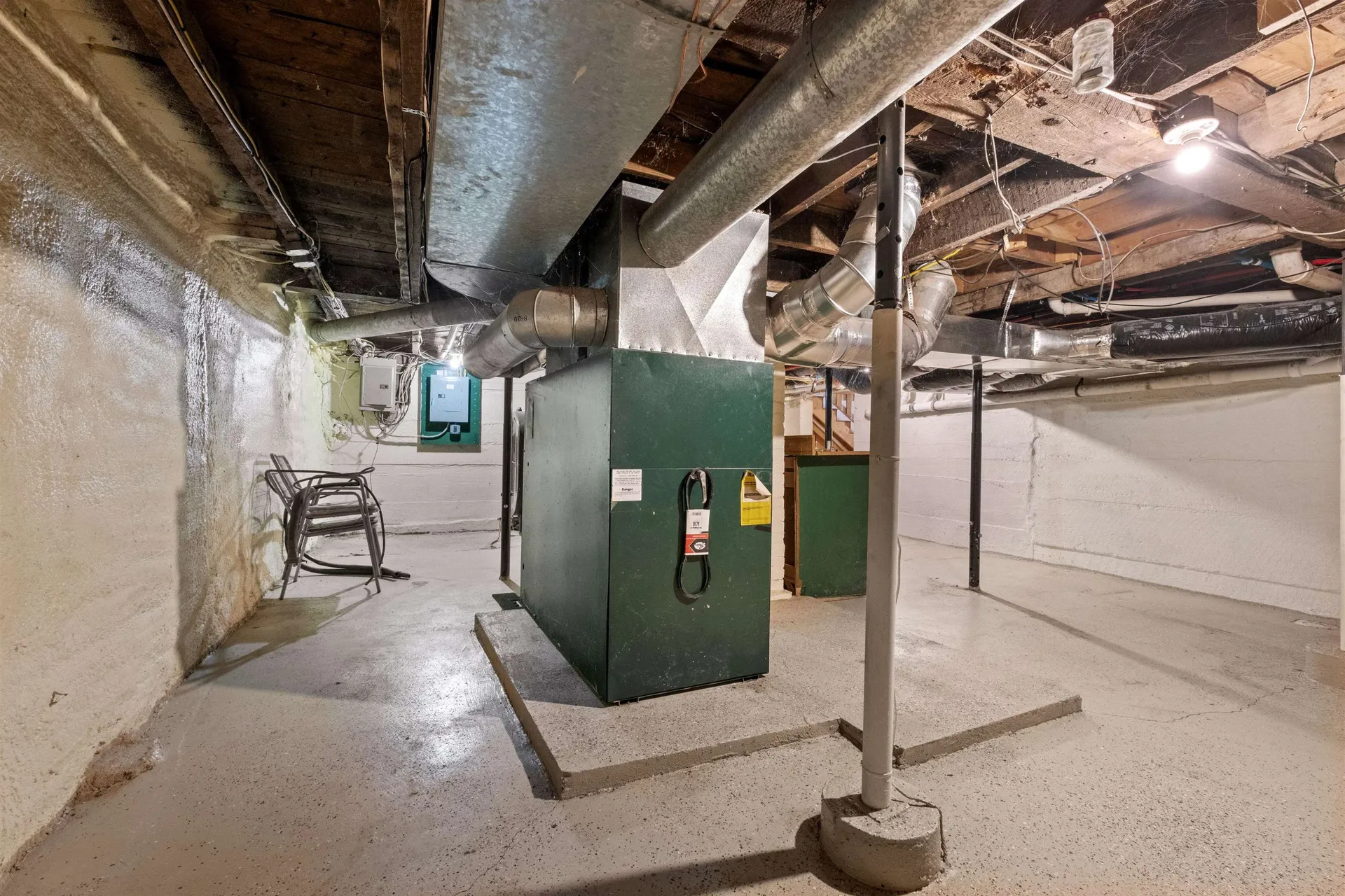 5887 Vt Route 5 S Newbury VT 05051