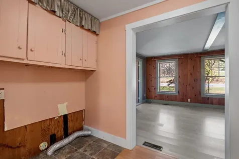 5887 Vt Route 5 S Newbury VT 05051