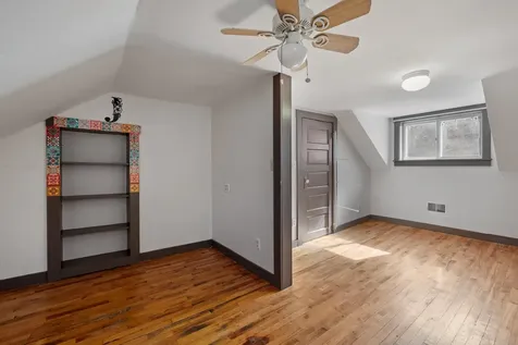 5887 Vt Route 5 S Newbury VT 05051