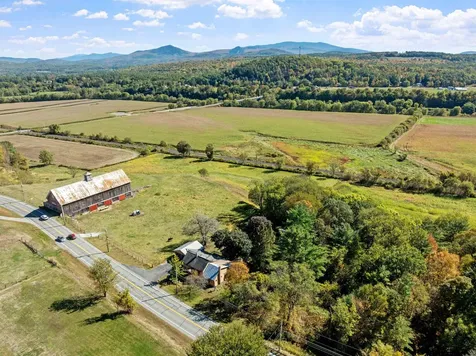 5887 Vt Route 5 S Newbury VT 05051