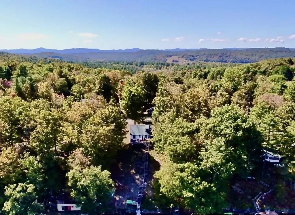 7 Jennings Lane Hubbardton VT 05735