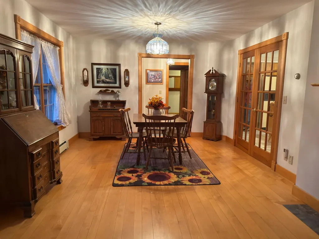 43 Stonefence Road Richmond VT 05477