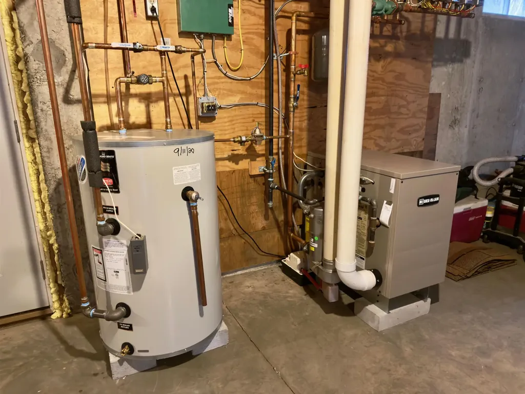 43 Stonefence Road Richmond VT 05477