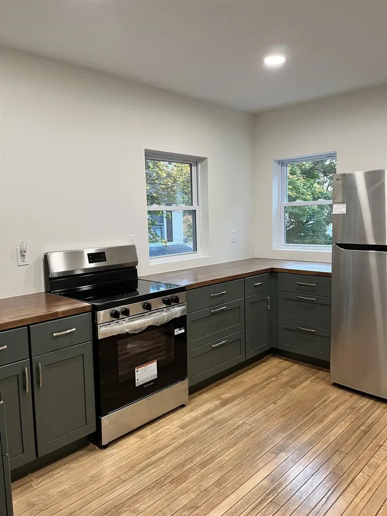 98 Forest Street Rutland City VT 05701