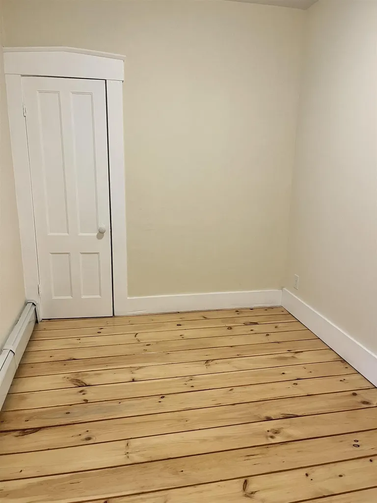 98 Forest Street Rutland City VT 05701