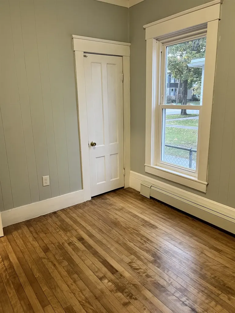 98 Forest Street Rutland City VT 05701