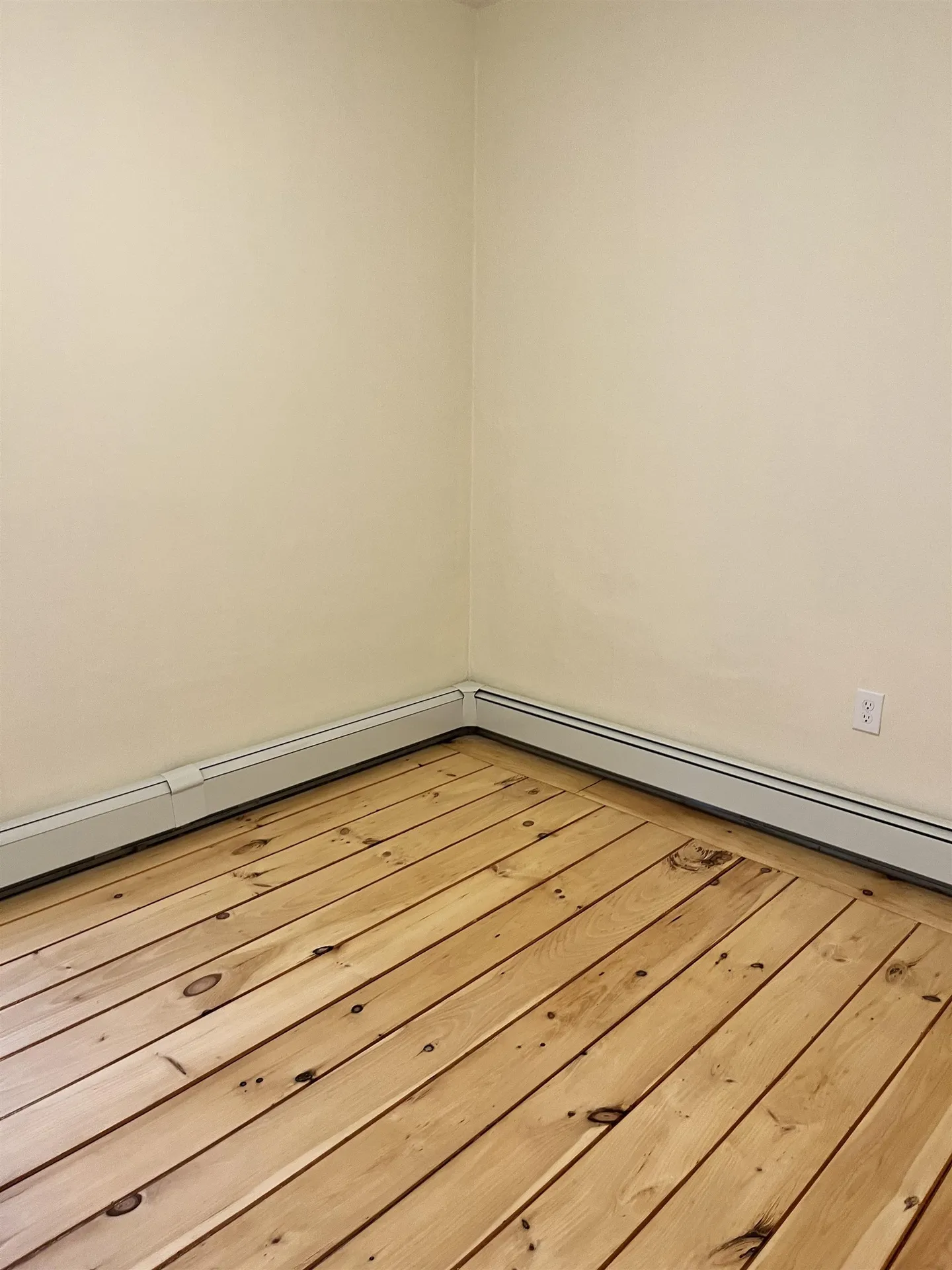 98 Forest Street Rutland City VT 05701