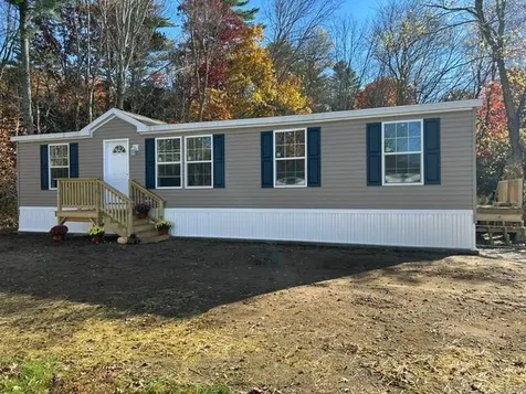 11 Presidential Drive Allenstown NH 03275