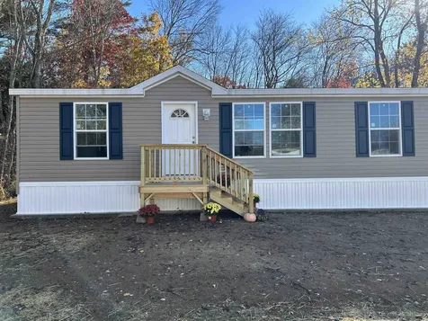 11 Presidential Drive Allenstown NH 03275