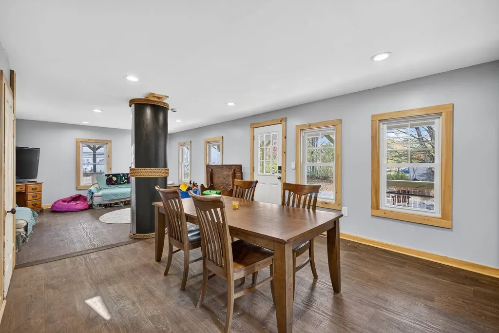 42 Trotting Park Road Farmington NH 03835