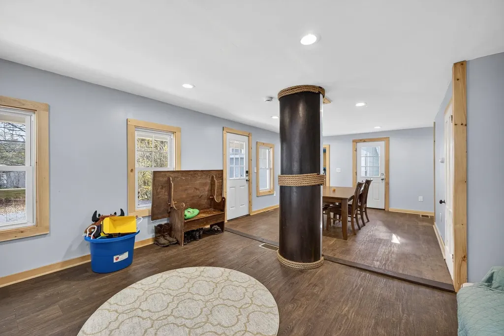 42 Trotting Park Road Farmington NH 03835