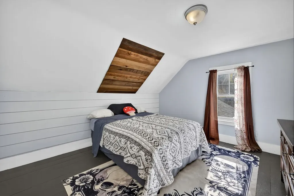 42 Trotting Park Road Farmington NH 03835