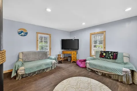 42 Trotting Park Road Farmington NH 03835