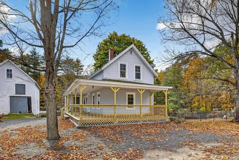 42 Trotting Park Road Farmington NH 03835