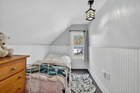 42 Trotting Park Road Farmington NH 03835