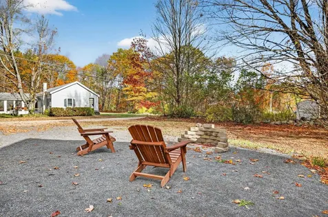 42 Trotting Park Road Farmington NH 03835