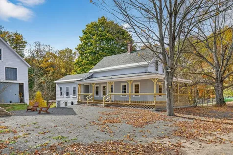 42 Trotting Park Road Farmington NH 03835