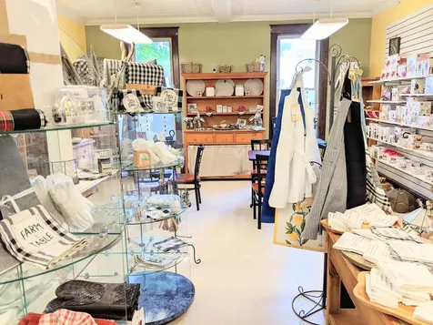 537 Railroad Street St. Johnsbury VT 05819