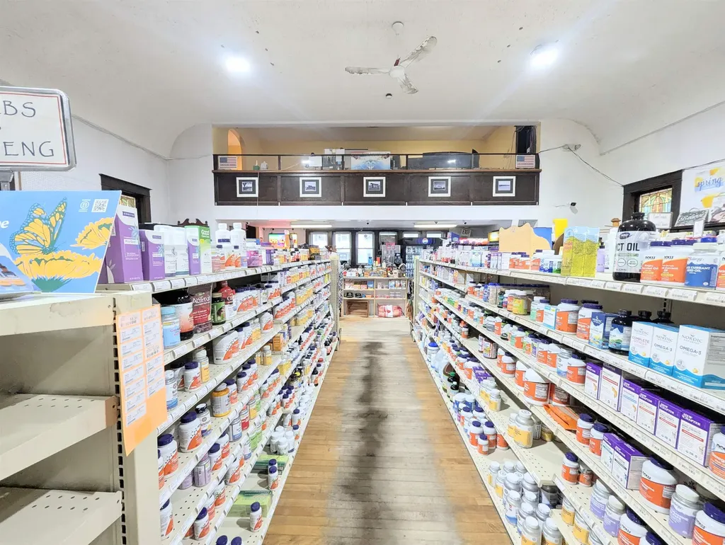 537 Railroad Street St. Johnsbury VT 05819