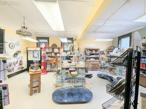 537 Railroad Street St. Johnsbury VT 05819