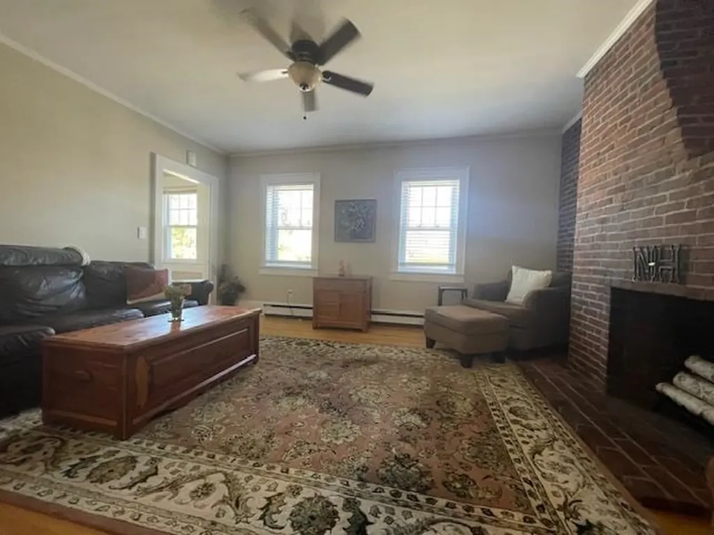 69 Middle Street Manchester NH 03104