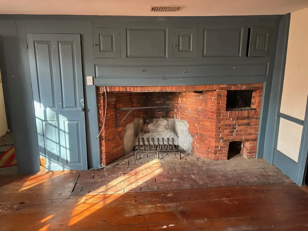 209 Pleasant Street Epping NH 03042