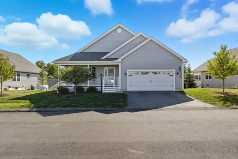 7 Mulberry Lane Hooksett NH 03106