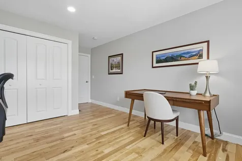 7 Mulberry Lane Hooksett NH 03106