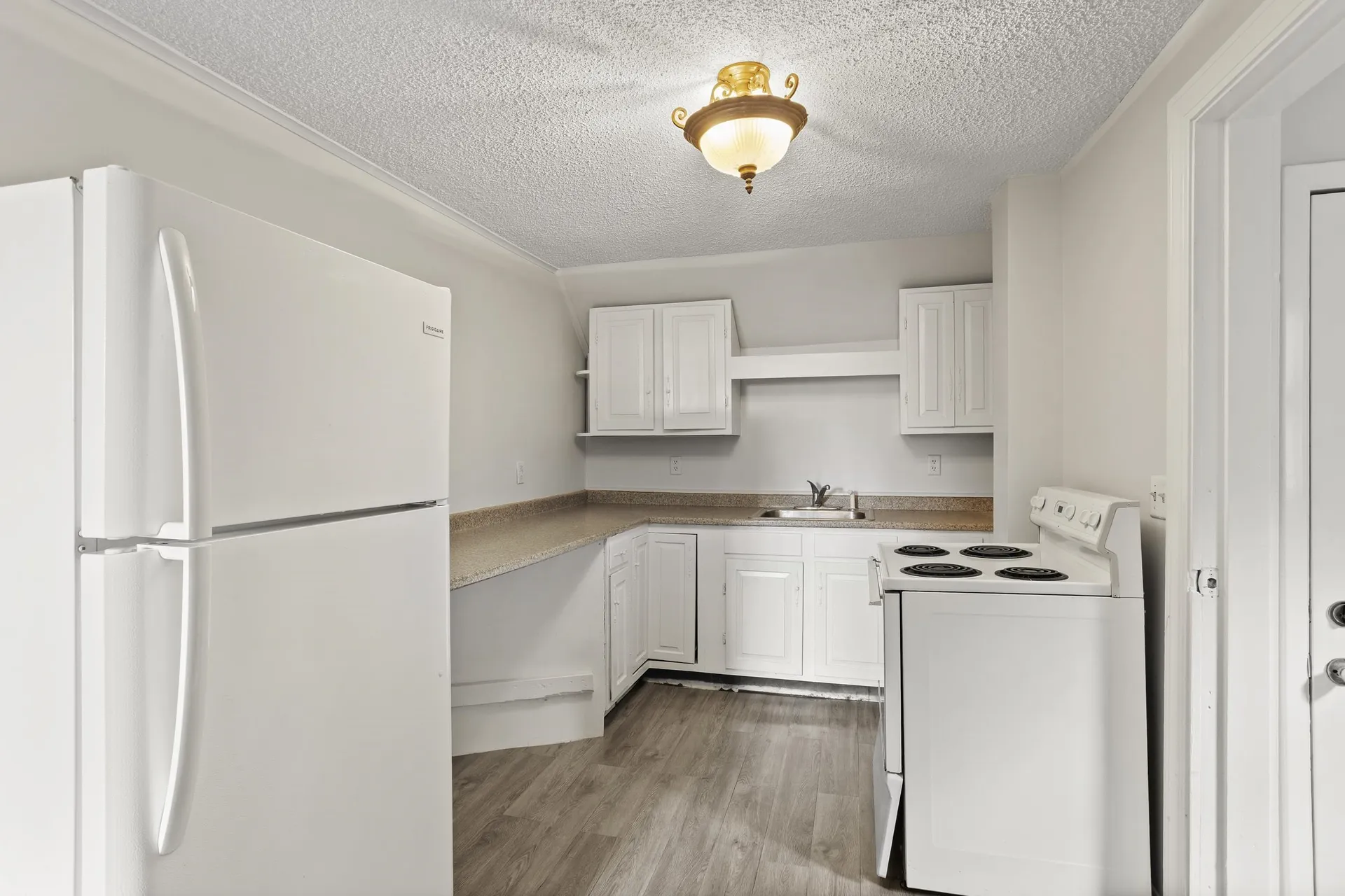 8 Birch Street Derry NH 03038