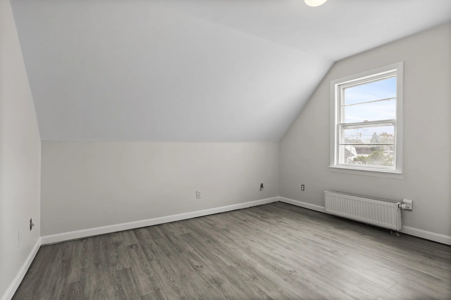 8 Birch Street Derry NH 03038