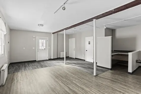 8 Birch Street Derry NH 03038