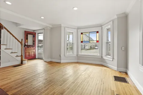 8 Birch Street Derry NH 03038