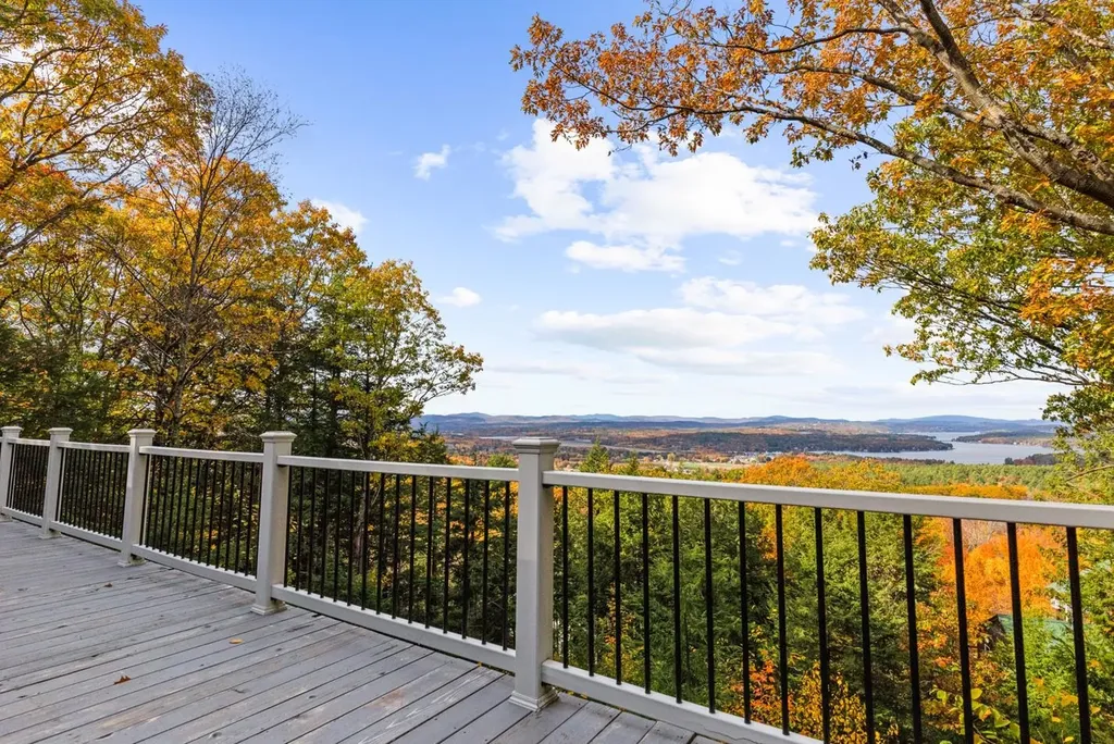 56 Foxglove Road Gilford NH 03249