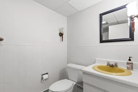 56 Foxglove Road Gilford NH 03249