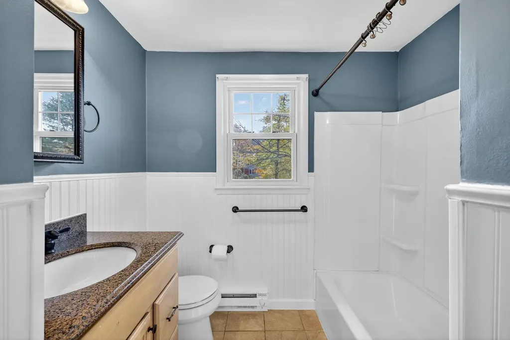 8 Brookwood Drive Barnstead NH 03225