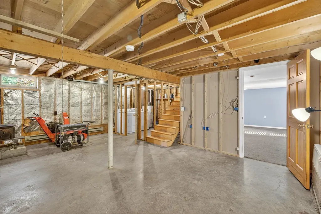 8 Brookwood Drive Barnstead NH 03225