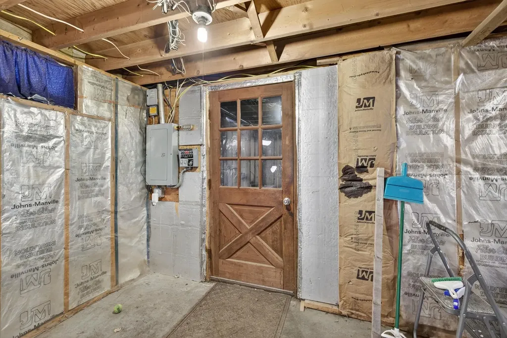 8 Brookwood Drive Barnstead NH 03225