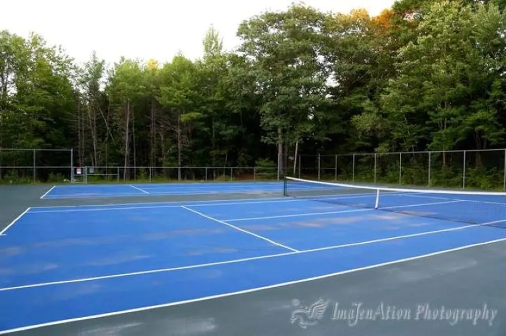 8 Brookwood Drive Barnstead NH 03225