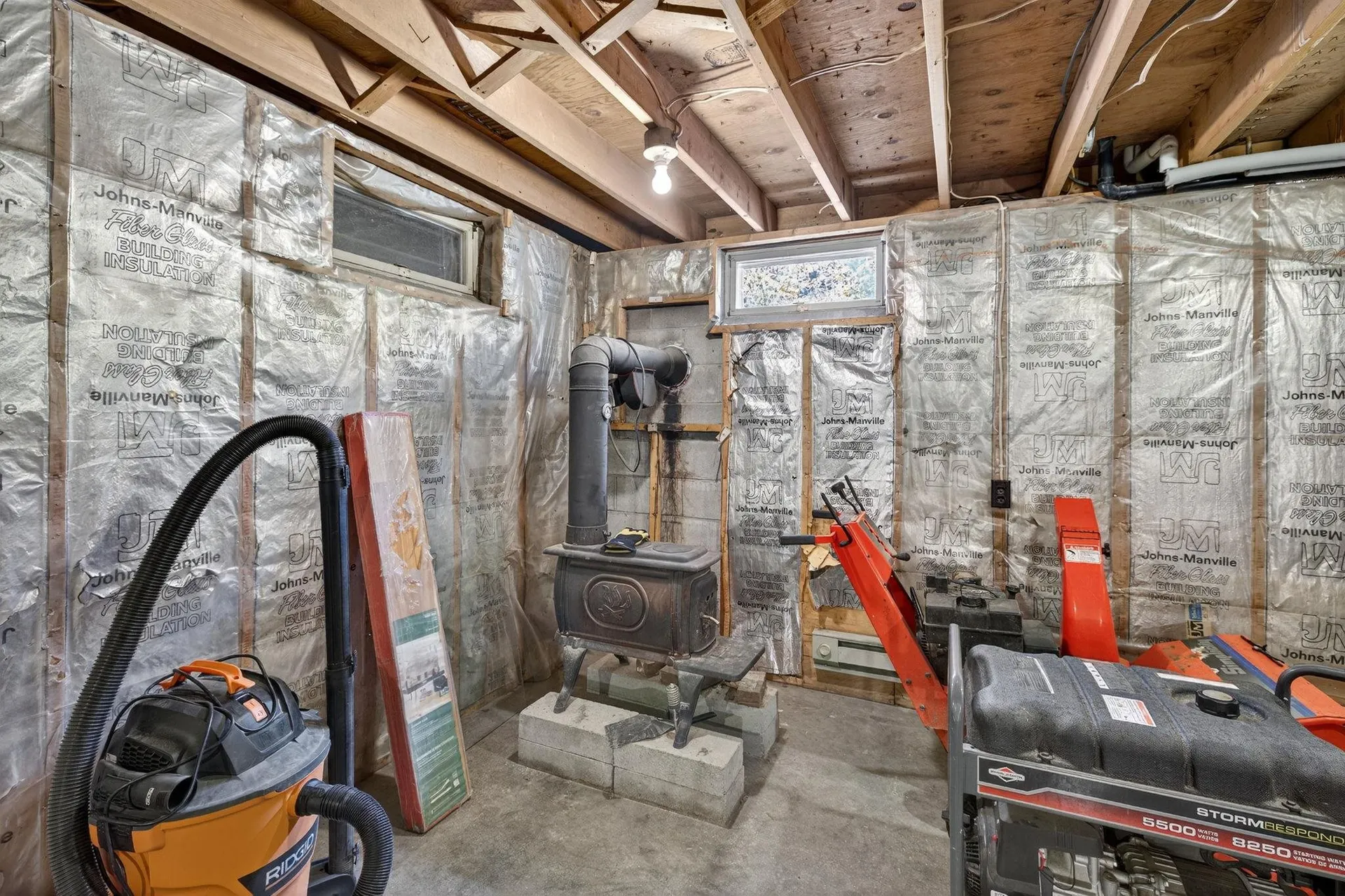 8 Brookwood Drive Barnstead NH 03225