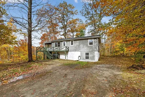 8 Brookwood Drive Barnstead NH 03225
