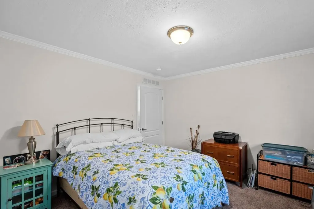 2 Adder Lane Seabrook NH 03874-4039