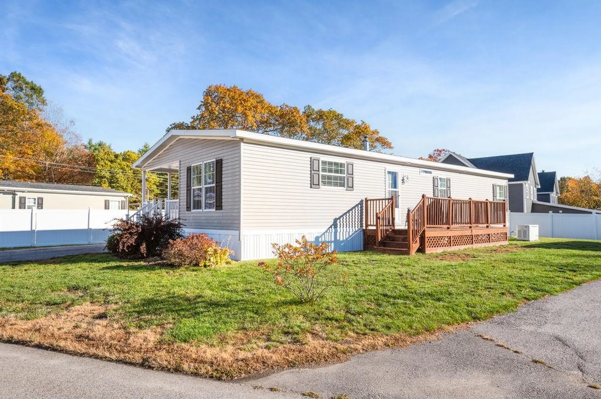 2 Adder Lane Seabrook NH 03874-4039