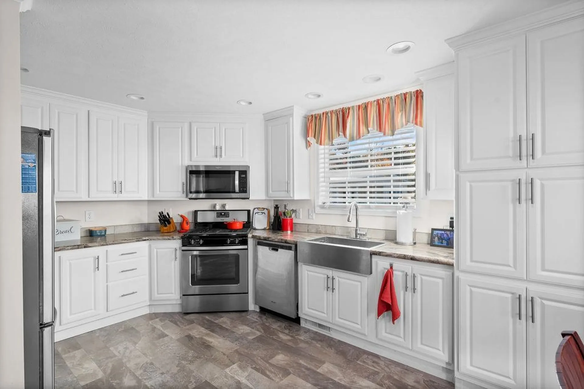 2 Adder Lane Seabrook NH 03874-4039